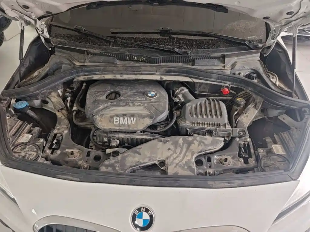 BMW 2 Series Active Tourer 2018 — фото 20