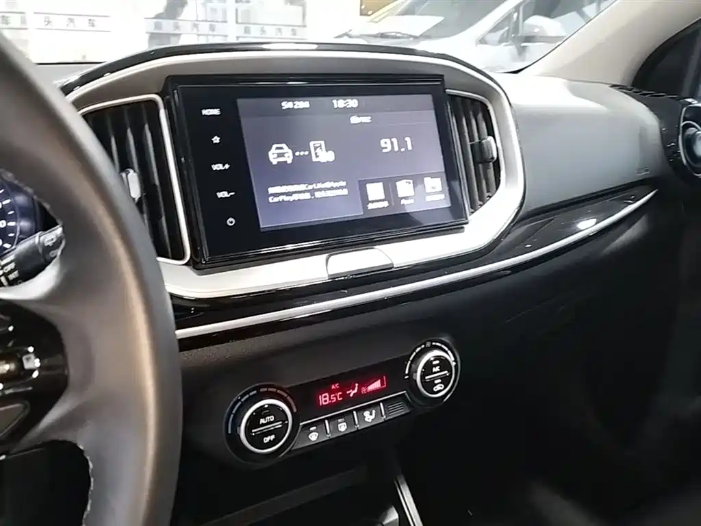 Kia KX1 2020 — фото 13
