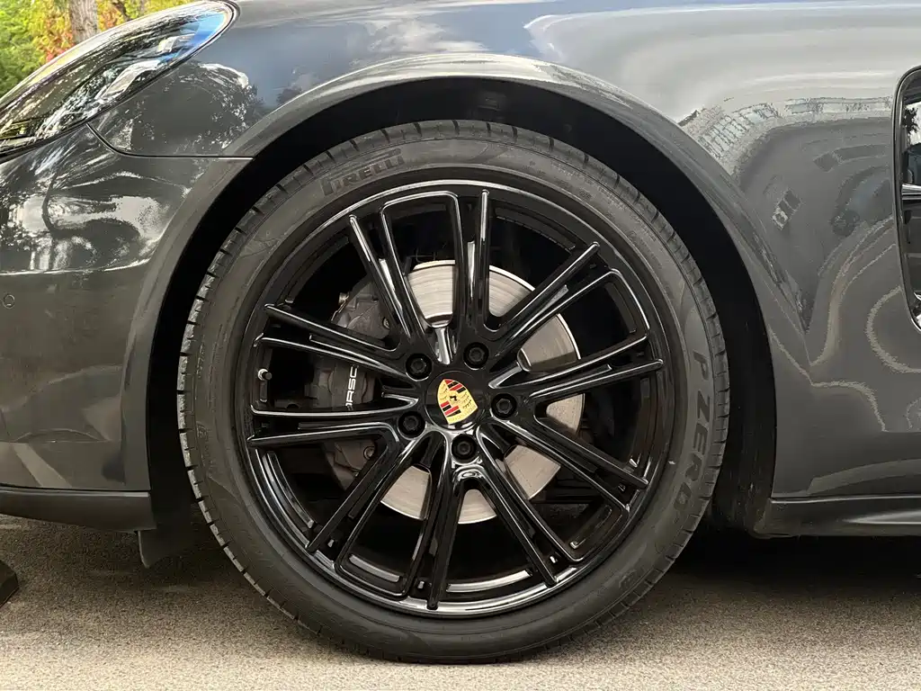 Porsche Panamera 2018 — фото 8