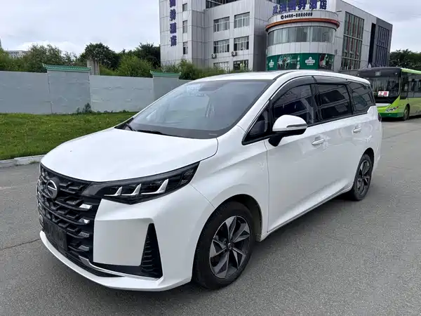 GAC Trumpchi M6 2021