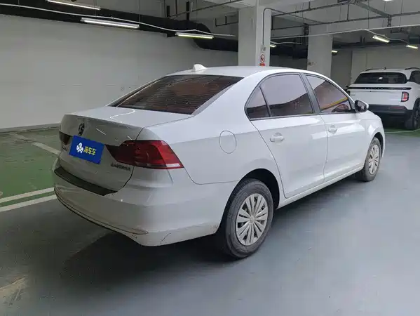 Volkswagen Santana 2021