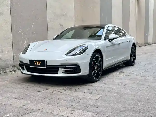 Porsche Panamera 2018