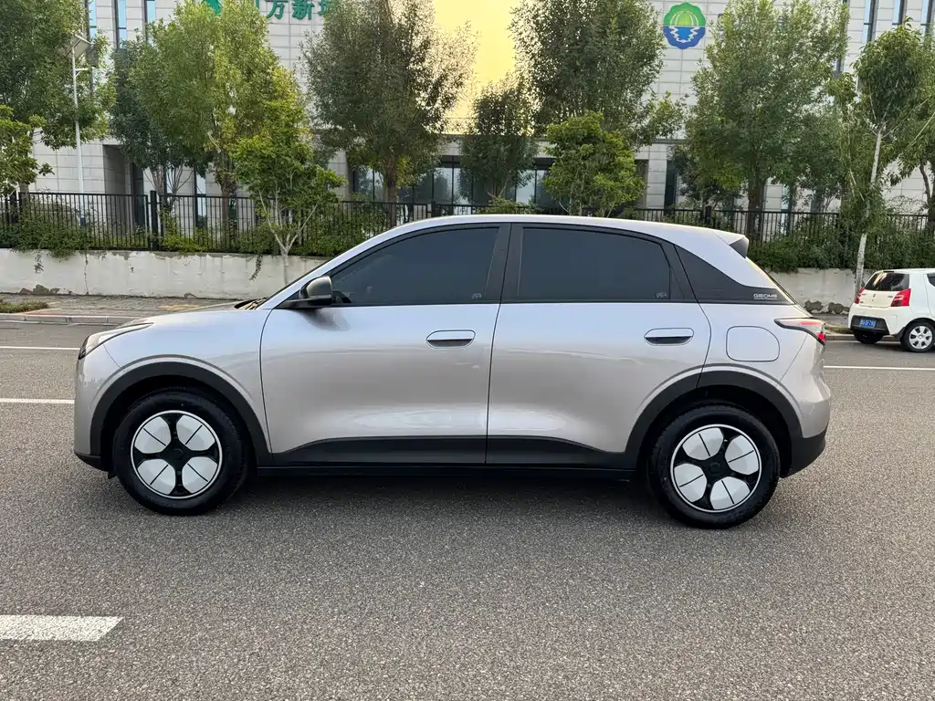 Geely Galaxy Starwish 2025
