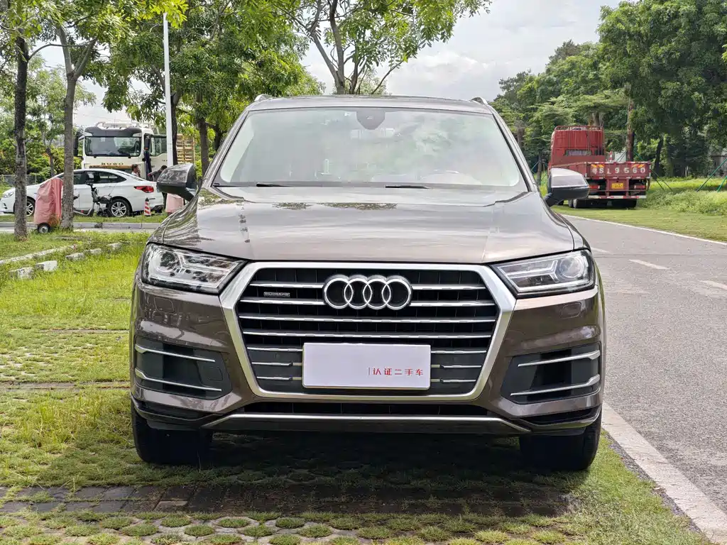Audi Q7 2016