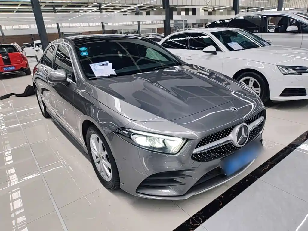 Mercedes-Benz A-Class 2020 — фото 4
