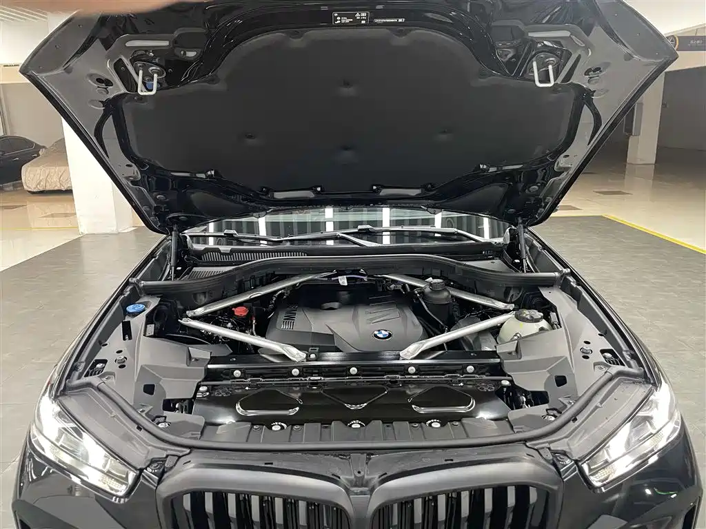 BMW X5 2025 — фото 15