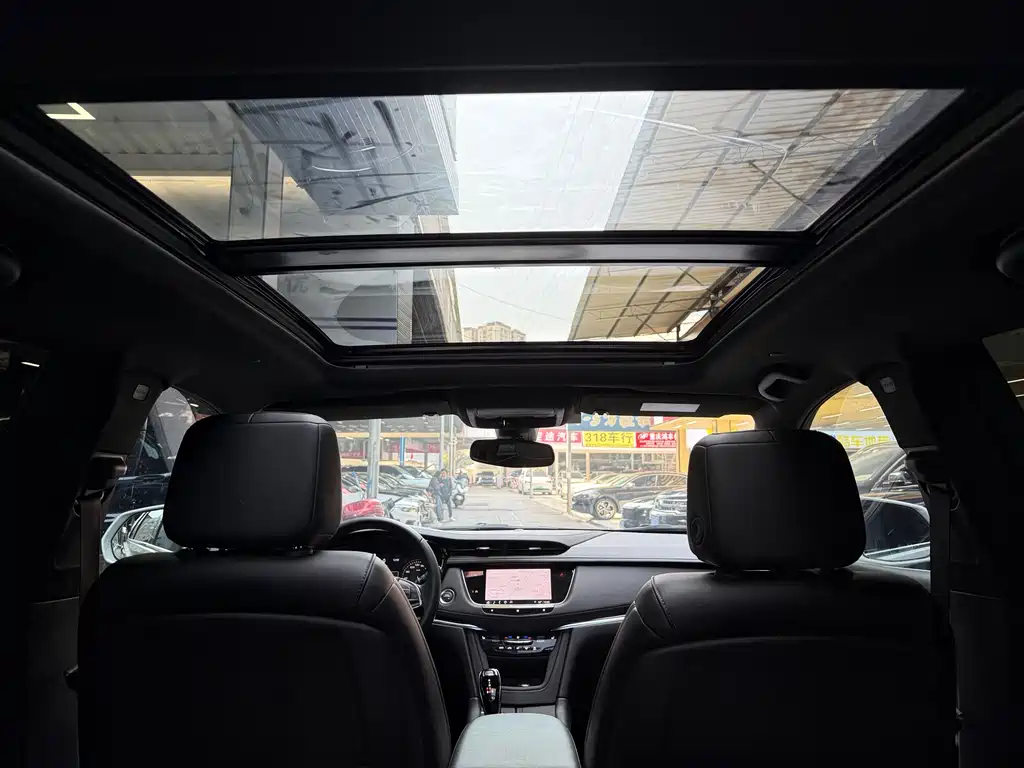 Cadillac XT5 2021 — фото 19