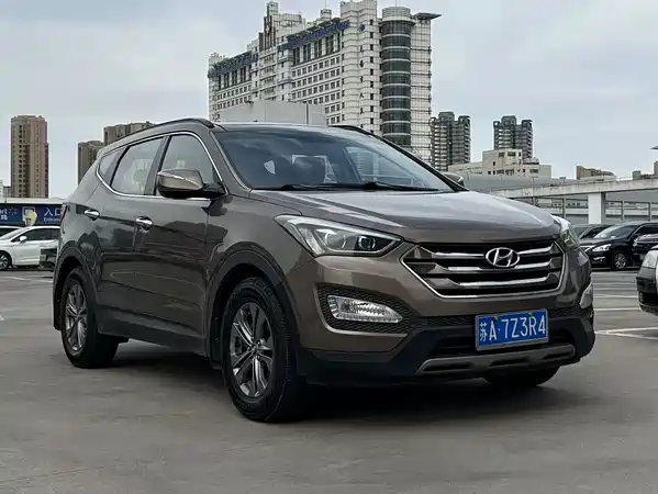 Hyundai Santa Fe 2013