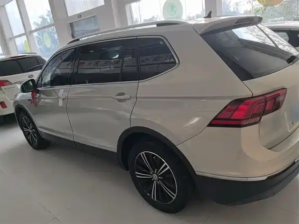 Volkswagen Tiguan L 2019