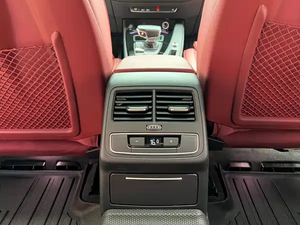 Audi A4L 2024