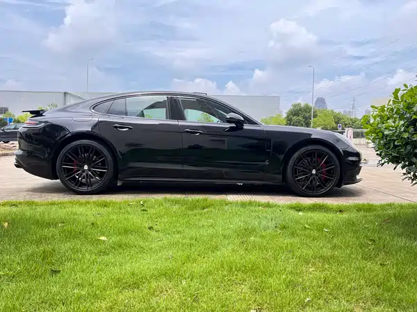 Porsche Panamera 2018