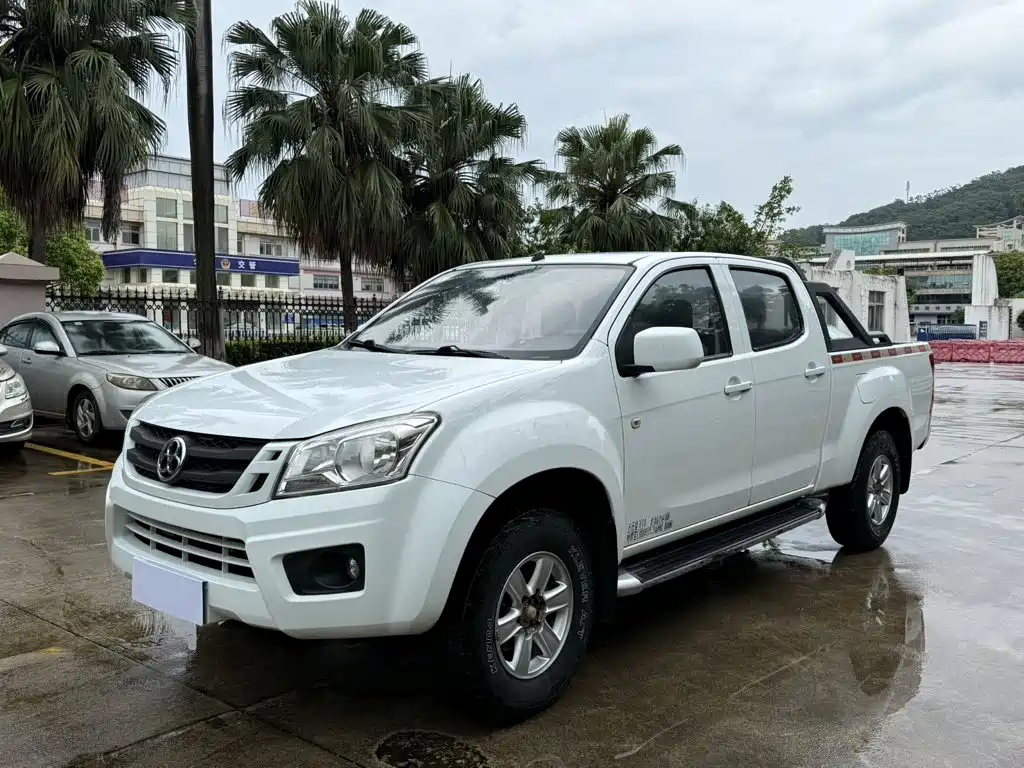 Isuzu RE-MAX Ruimai 2016