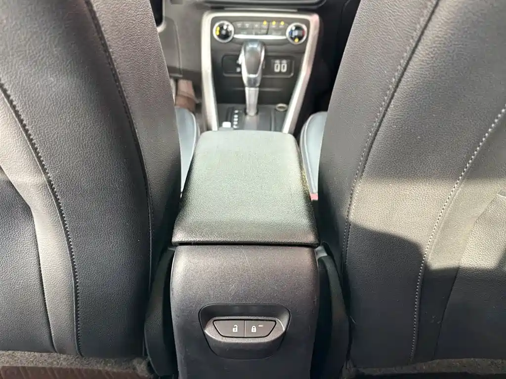 Ford Ecosport 2017 — фото 20