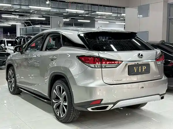 Lexus RX 2022