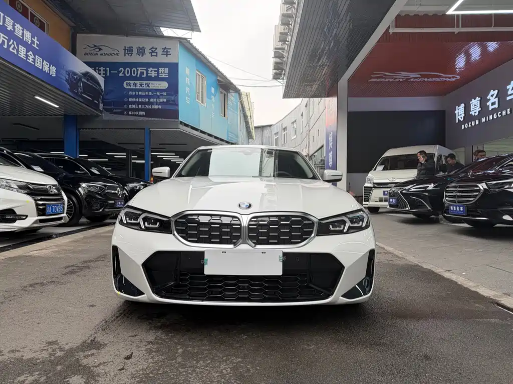 BMW 3 Series 2023