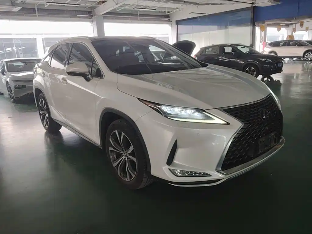 Lexus RX 2019