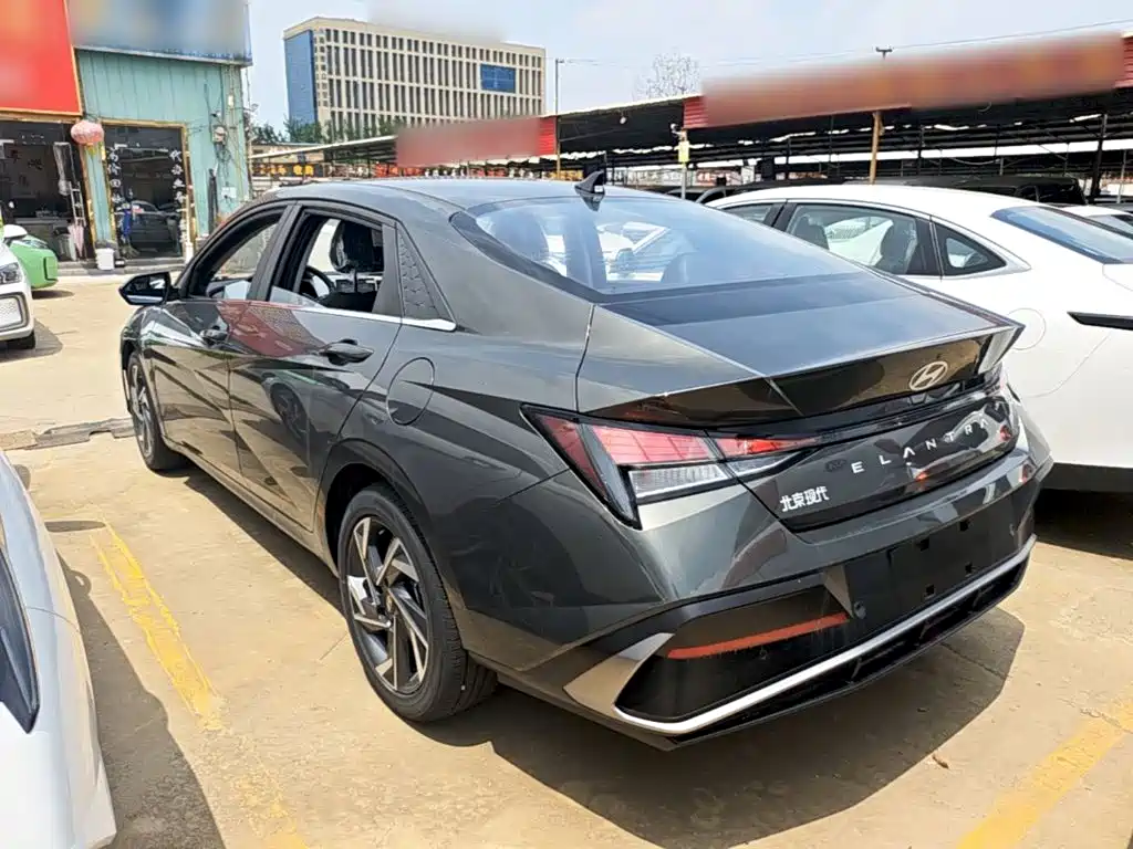 Hyundai Elantra 2026