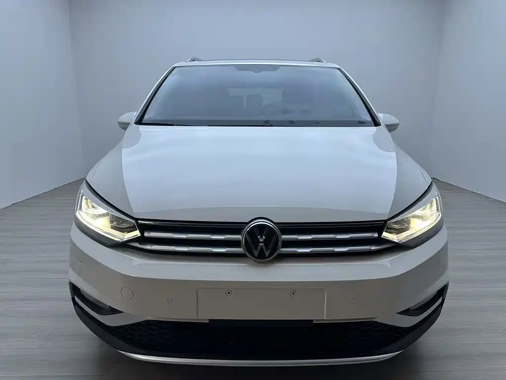 Volkswagen Touran 2023