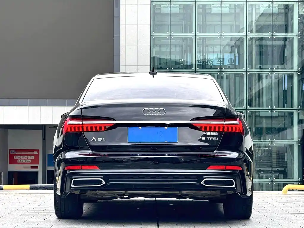 Audi A6L 2021