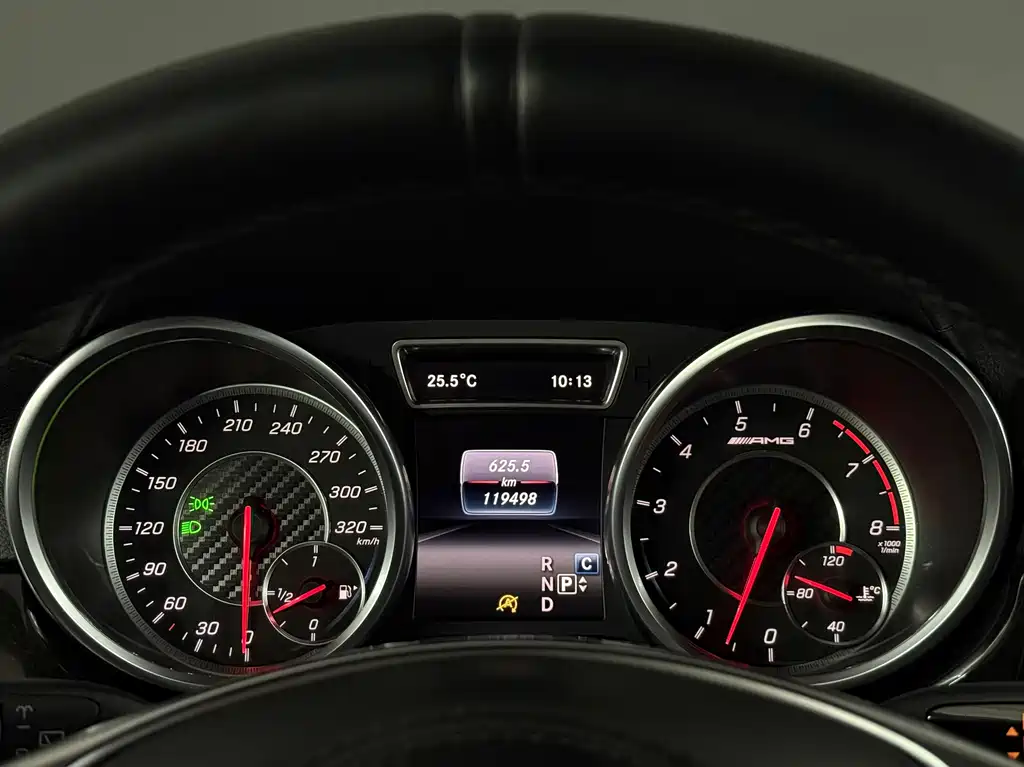 Mercedes-Benz GLS AMG 2016 — фото 11