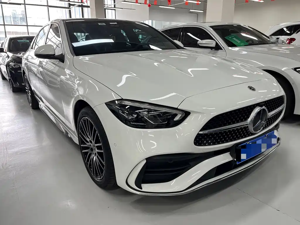 Mercedes-Benz C-Class 2022