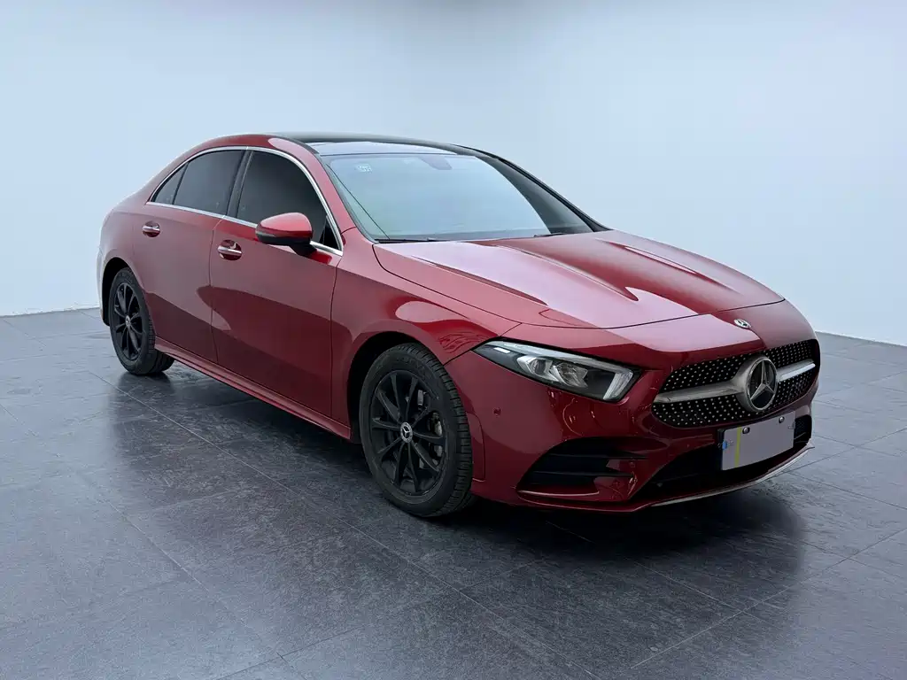 Mercedes-Benz A-Class 2019 — фото 3