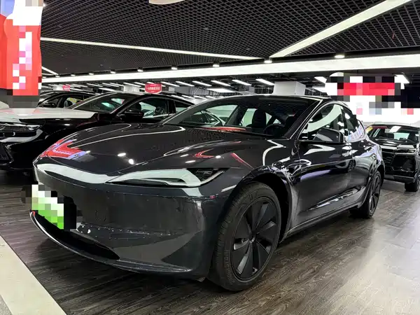 Tesla Model 3 2026