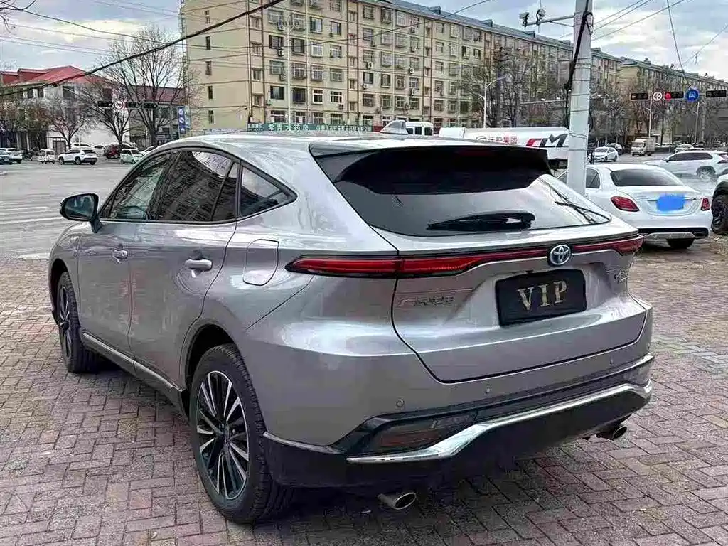 Toyota Venza 2023 — фото 9
