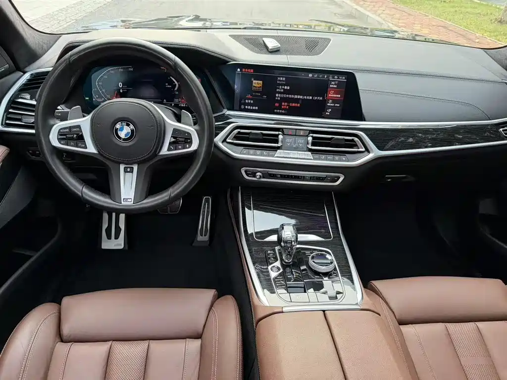 BMW X7 2022 — фото 6