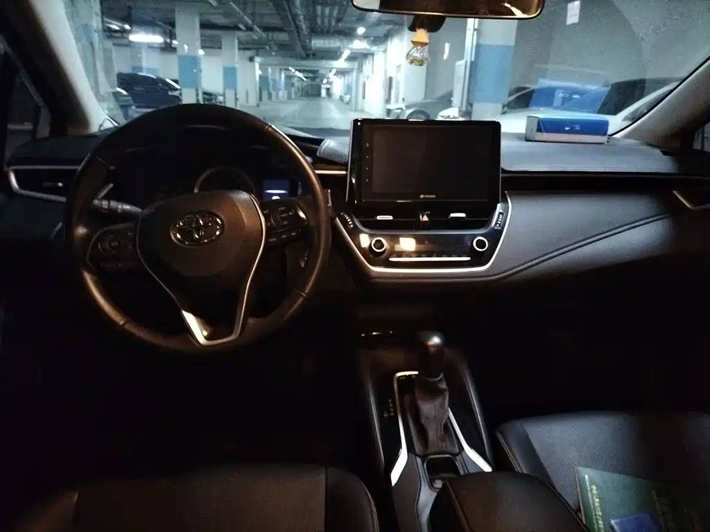 Toyota Corolla 2020 — фото 13