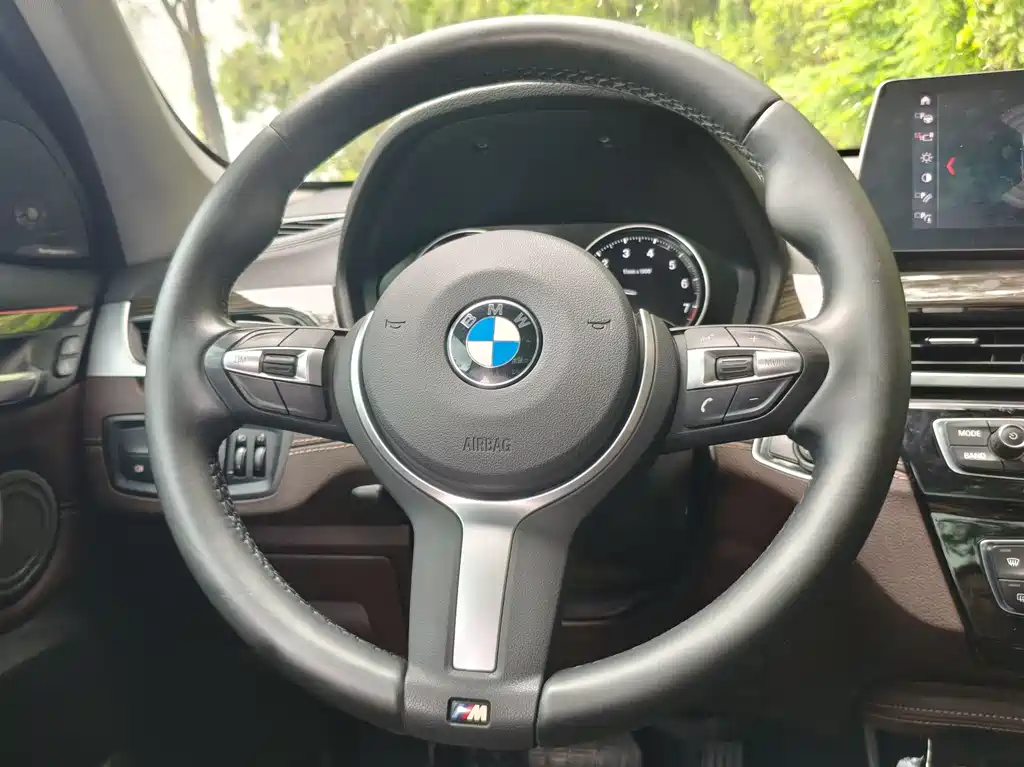 BMW X1 2020 — фото 15