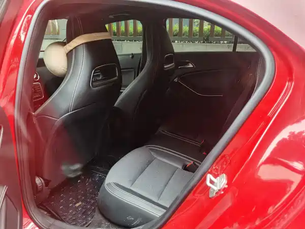 Mercedes-Benz A-Class 2014