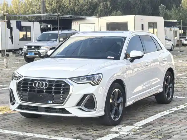 Audi Q3 2022