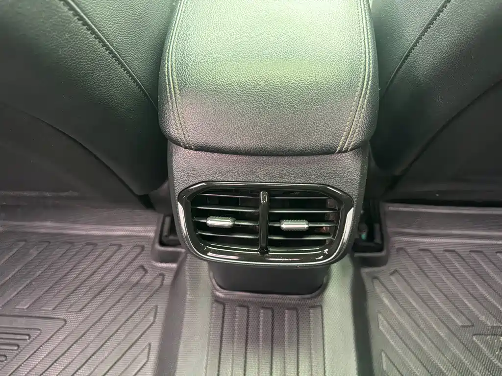 Hyundai Fista 2020 — фото 15