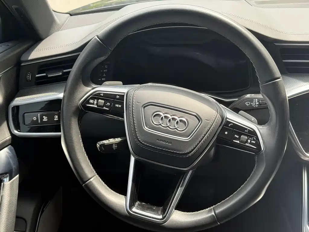 Audi A6L 2024 — фото 10
