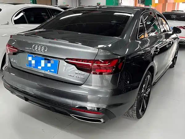 Audi A4L 2024