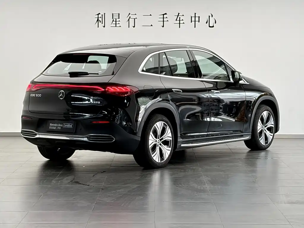 Mercedes-Benz EQE SUV 2025 — фото 2