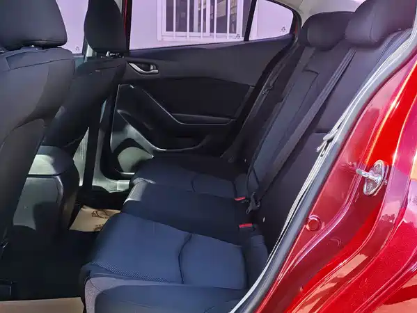 Mazda 3 Axela 2018