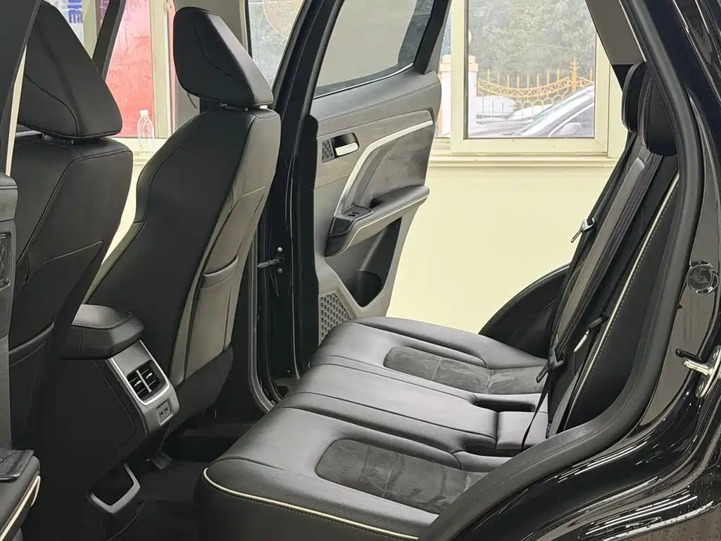 Haval H6 2023 — фото 13