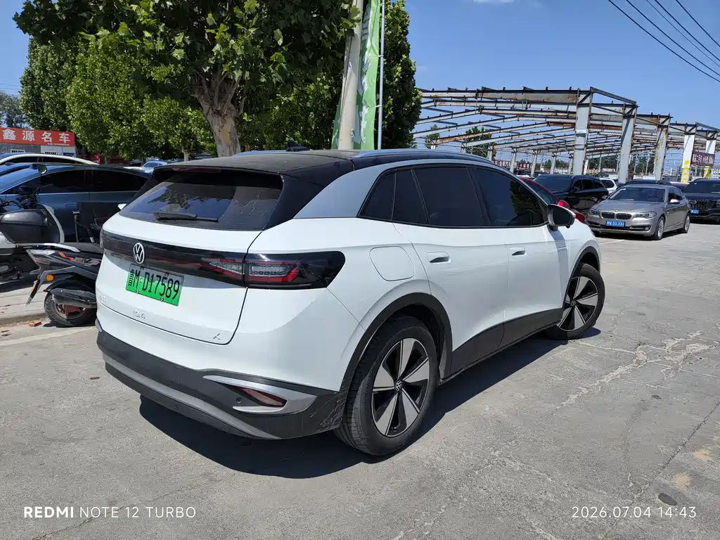 Volkswagen ID.4 X 2025