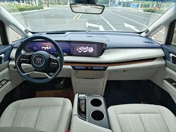 Buick GL8 New Energy 2025