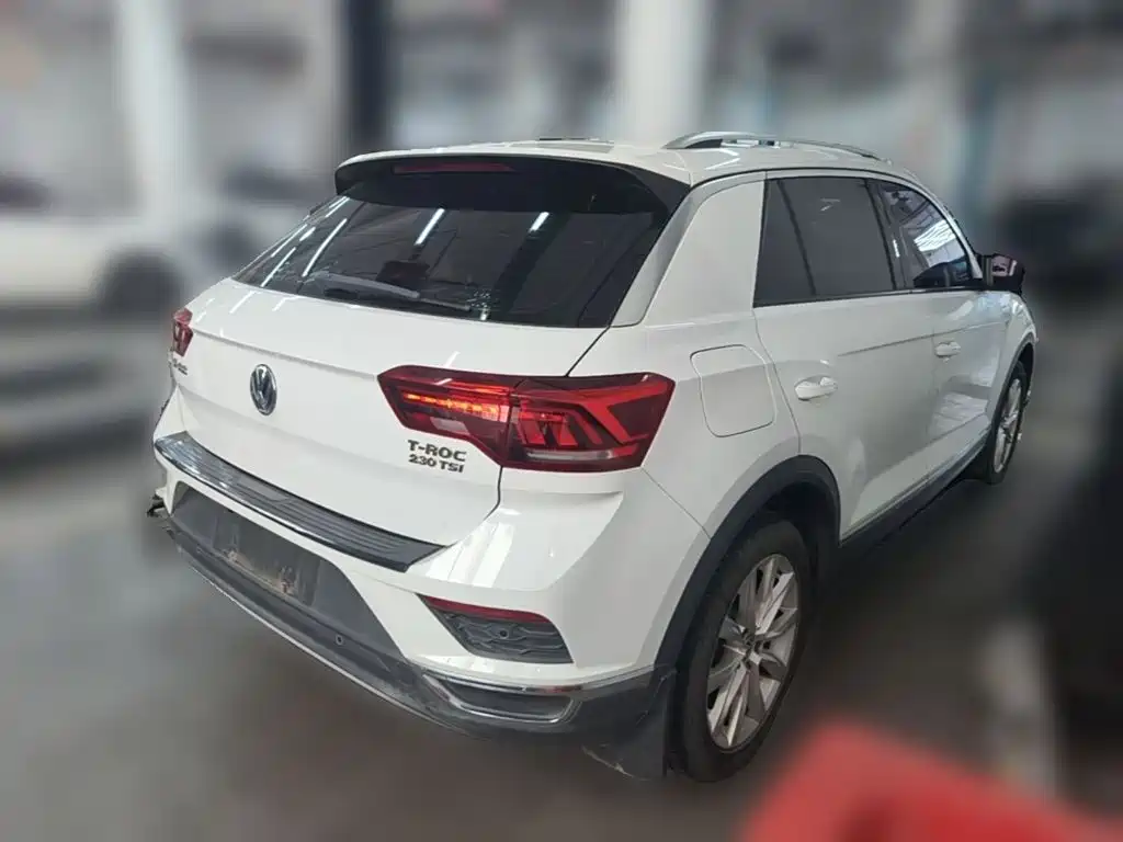 Volkswagen T-Roc 2019 — фото 10