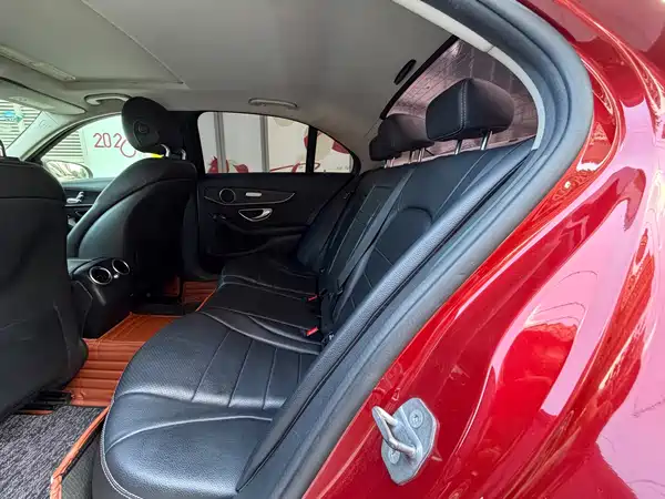 Mercedes-Benz C-Class 2017