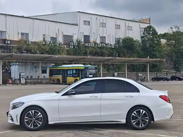 Mercedes-Benz C-Class 2019
