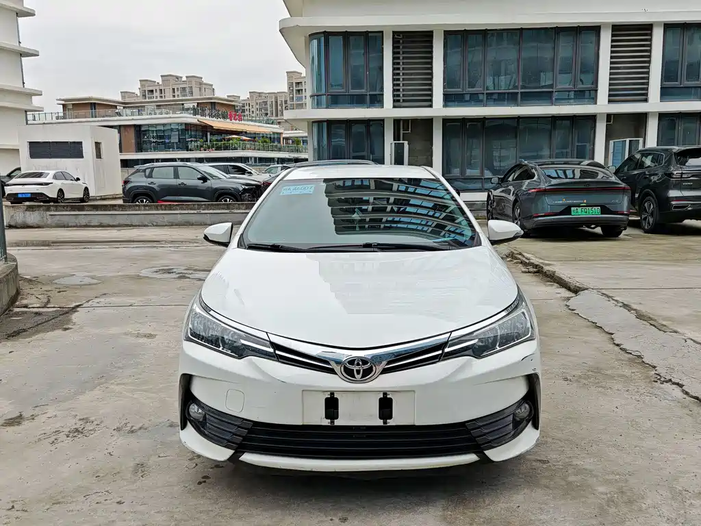 Toyota Corolla 2019 — фото 2