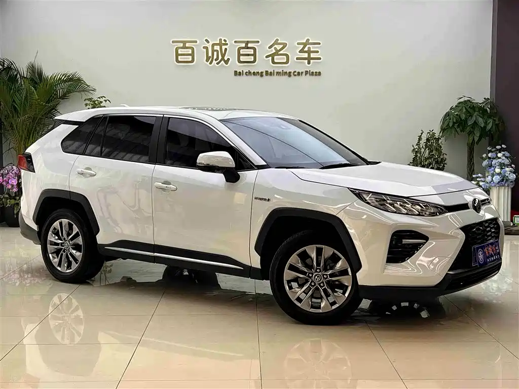 Toyota Wildlander 2022 — фото 3