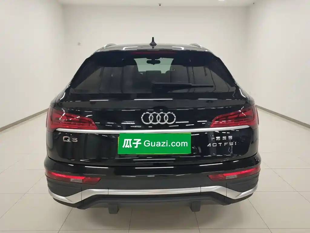 Audi Q5L Sportback 2022 — фото 6