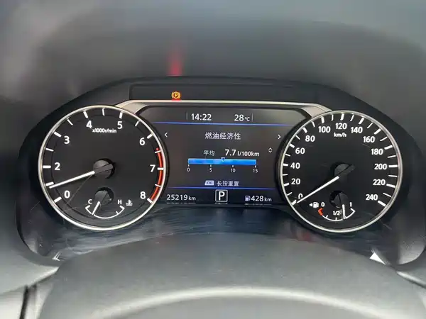Nissan Teana 2024