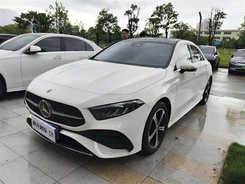 Mercedes-Benz A-Class 2025 — фото 1
