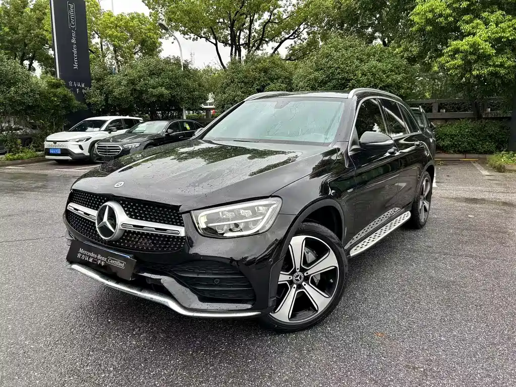Mercedes-Benz GLC 2023 — фото 1